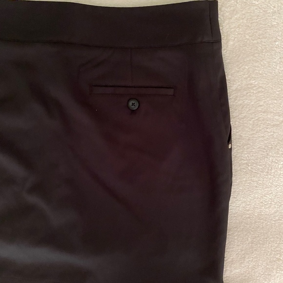 Greg Norman Ladies Golf Skort, Size 2, NWT - Picture 6 of 7